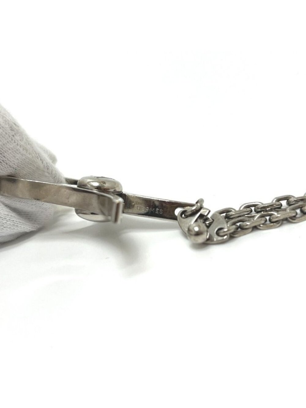 Hermes Glove Holder Metal Silver Gloves - Picture 6 of 8